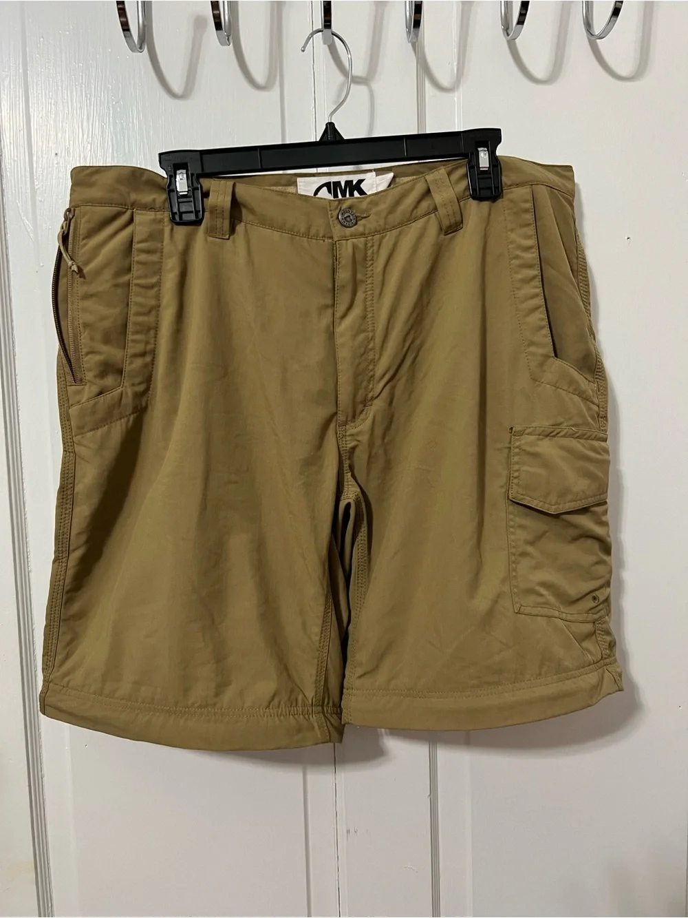 Mountain Khakis Convertible Cargo Pants in Tan